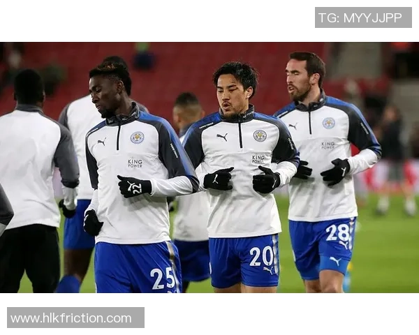 埃因霍温与里斯本竞技的激烈对决谁能笑到最后分析比赛前景与战术布局