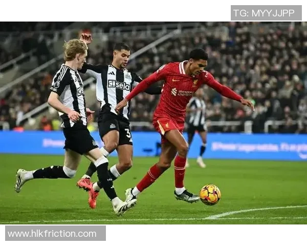 曼联对阵纽卡斯尔全景直播精彩回顾与赛前分析尽在此处 曼联对阵纽卡斯尔全景直播精彩回顾与赛前分析尽在此处