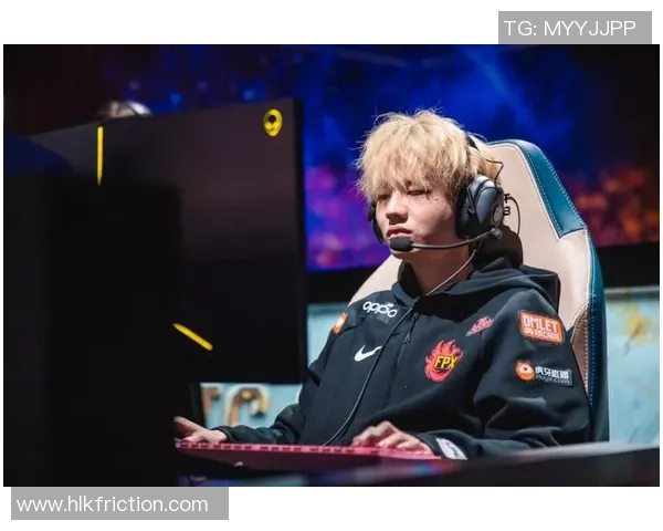 FPX战队在CSGO力量排行榜中荣登第二名引发热议